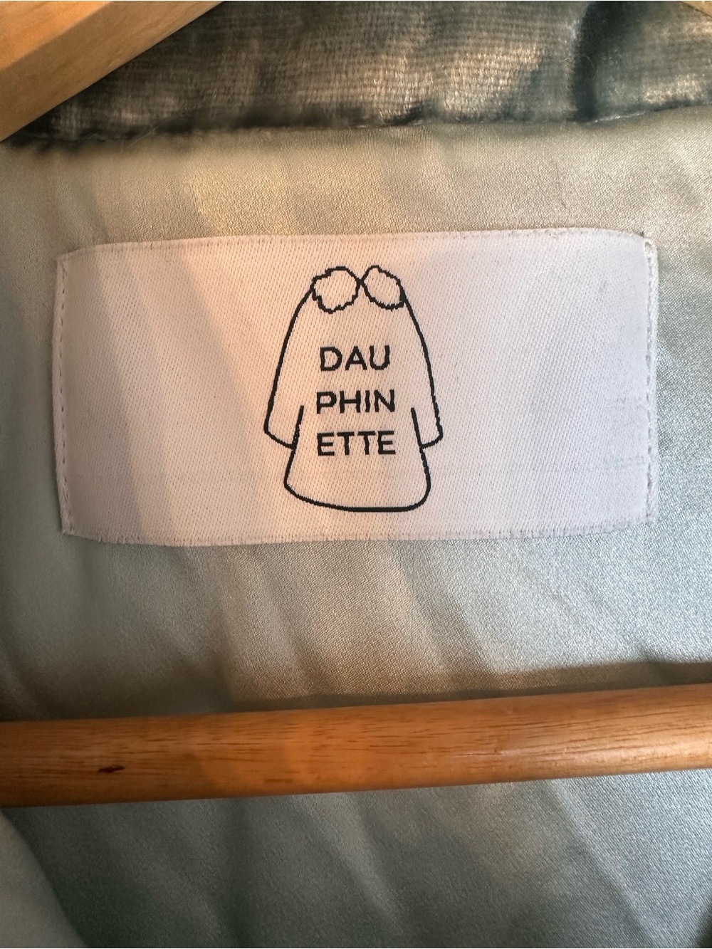 Dauphinette Short Seafoam Puffer - size Small - Picture 7 of 10